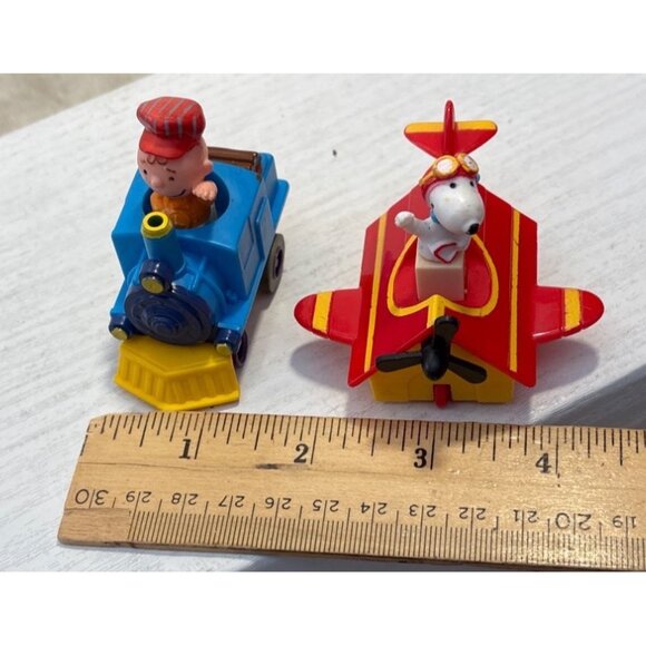 Vintage UFS Peanut Gang Push Down Toys Charlie Brown Train & Snoppy Plane - Picture 3 of 7